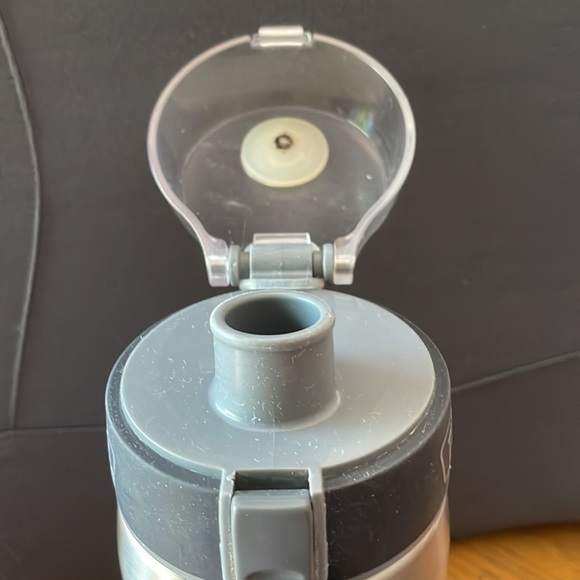 Thermos Stainless Steel - Picture 3 of 6